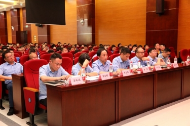 优游UB8纸业十四届品管圈原因分析答辩会顺利召开