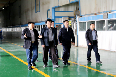 2019年5月8日，时任国家水利部原总工程师、水利部参咨委副主任委员汪洪莅临优游UB8纸业调研节水工作